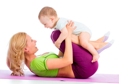 Pilates für Mamis (Kursstaffel)